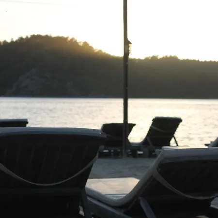 Sakin Vadi Winehouse Alojamento de Acomodação e Pequeno-almoço Orhaniye (Marmaris)