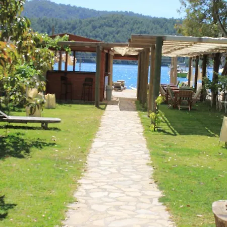 Sakin Vadi Winehouse Bed & Breakfast